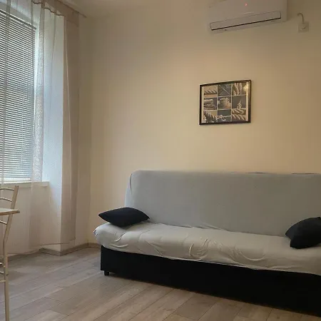 아파트호텔 History 크리크베니카