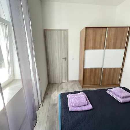 History Aparthotel 3*